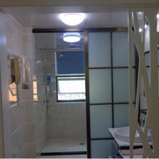 2017衛(wèi)生間隔斷十個(gè)品牌-裝修保障網(wǎng)